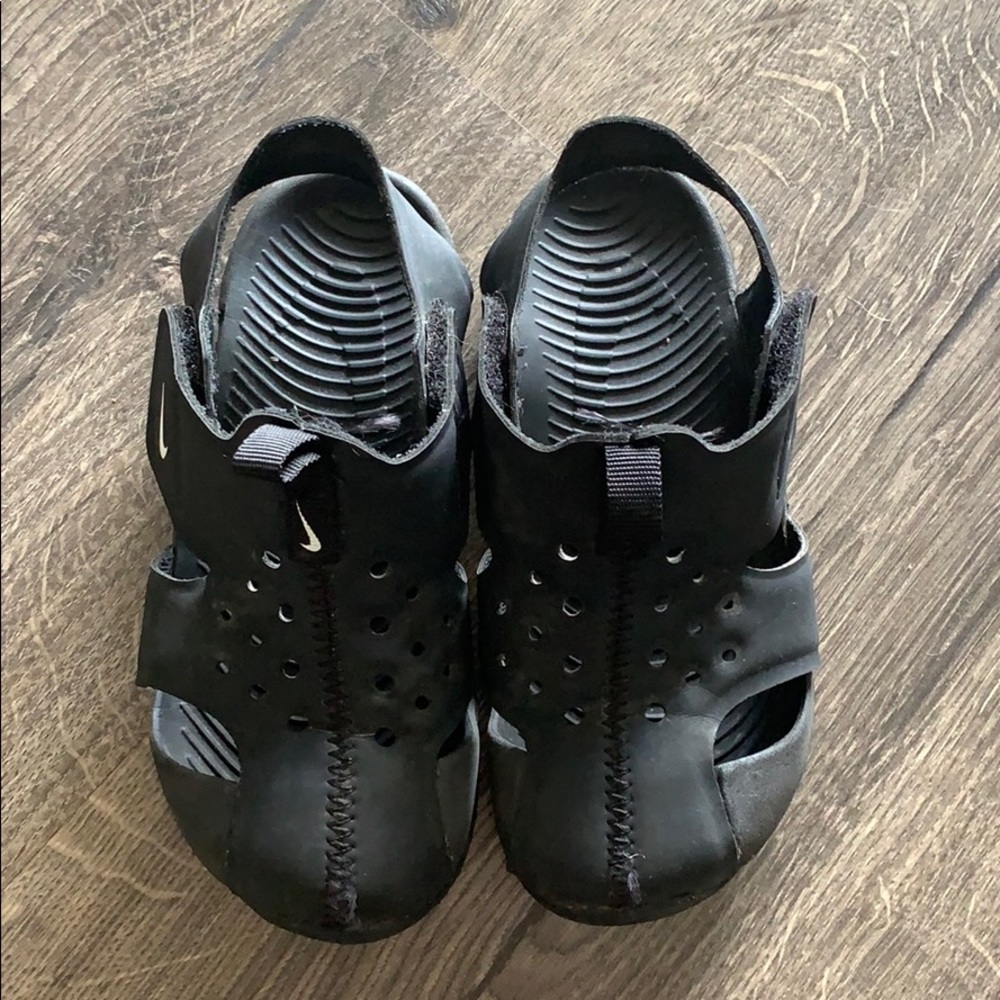 Boys Nike Sunray shoe